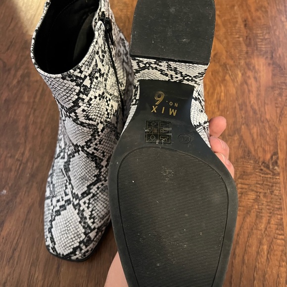 Size 10 Snakeskin Boots - Picture 2 of 3